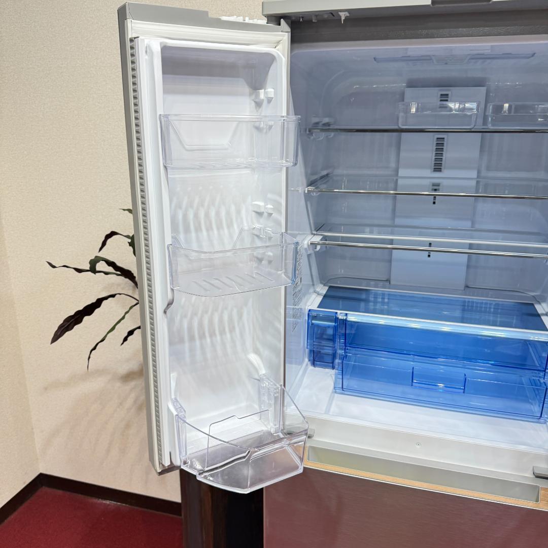 東京23区送料無料　超美品シャープ６ドア観音開き冷蔵庫　2021年製　457L