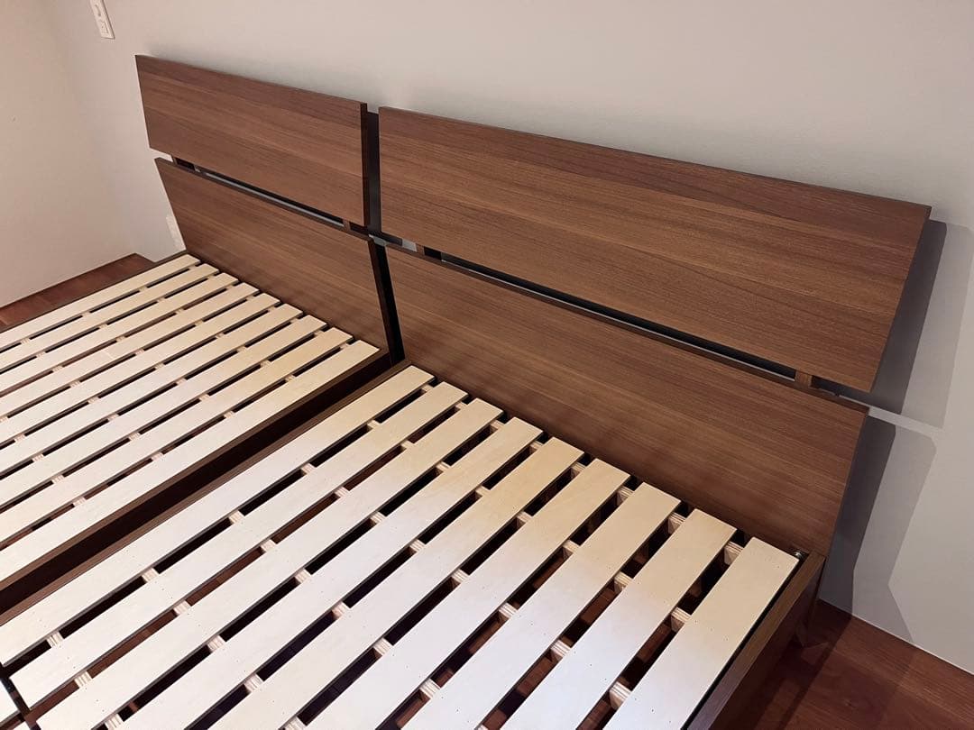 シングルベッドフレーム 木製　シングルサイズ1台