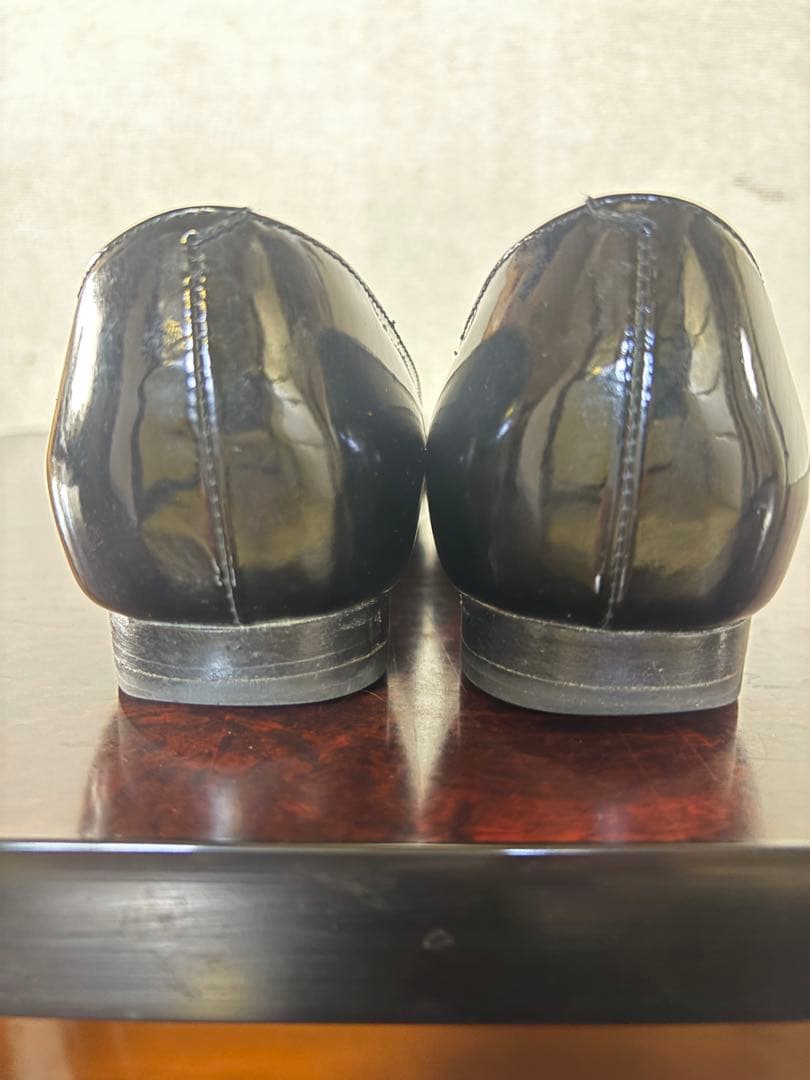 PELLICO ブラック ポインテッドトゥ パンプス　フラットシューズ　36