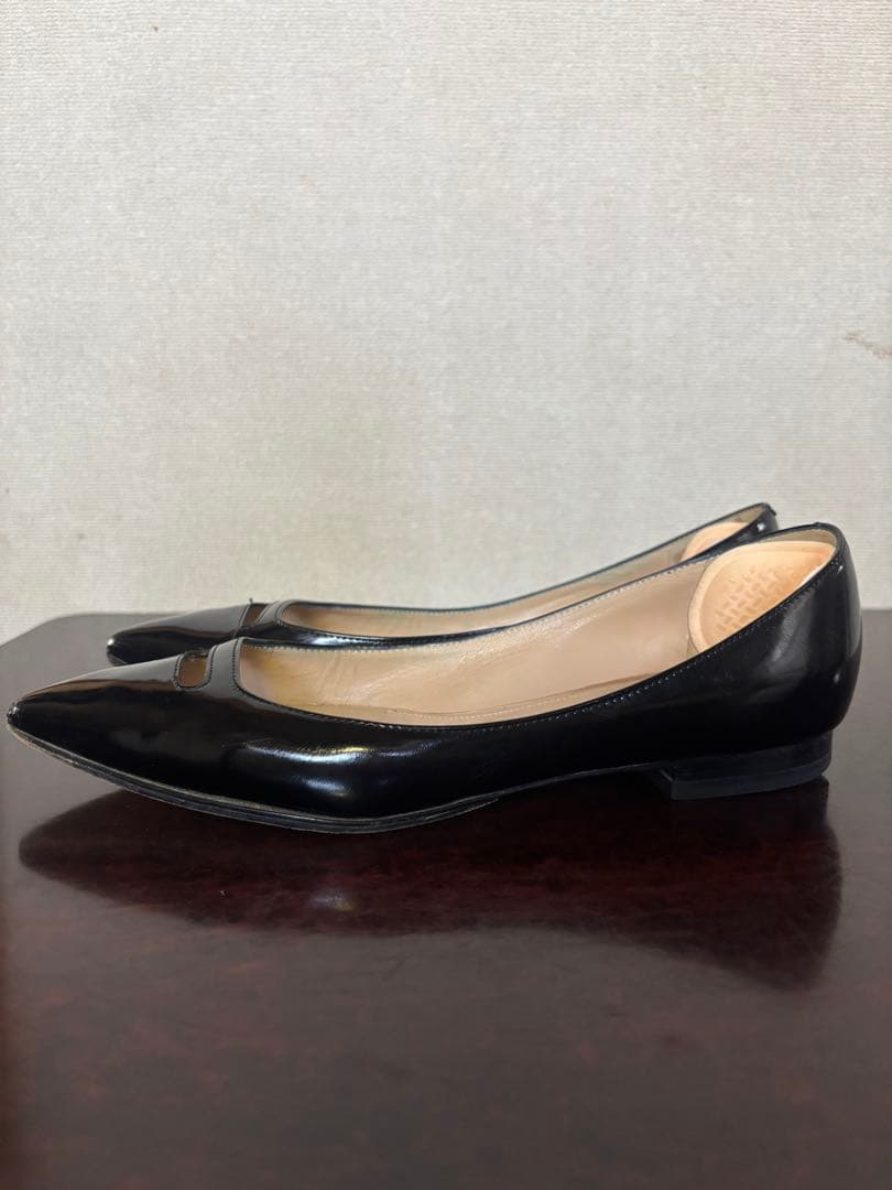 PELLICO ブラック ポインテッドトゥ パンプス　フラットシューズ　36