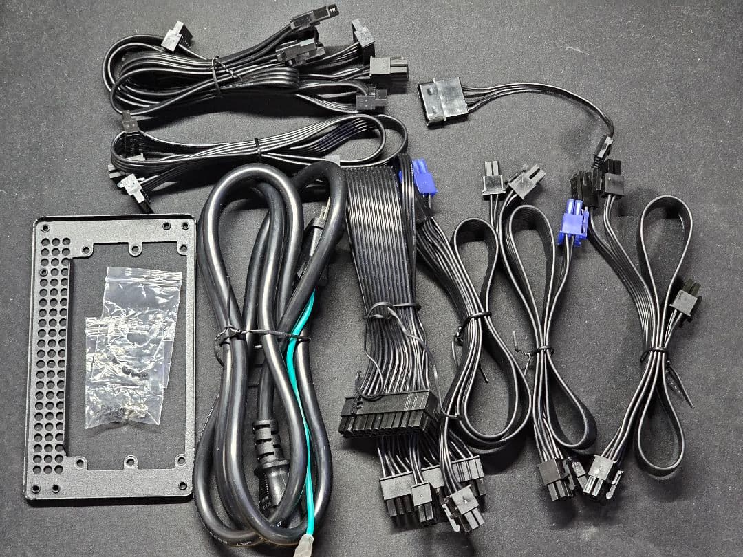 Silverstone SFX電源 650W SST-SX650-G-Rev