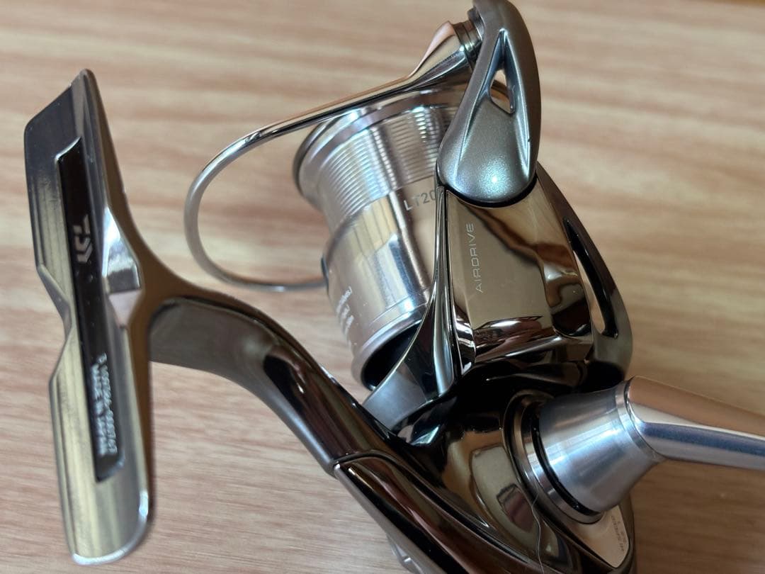 冨樫ダイワ 22イグジスト LT2000S−H スピニング リール