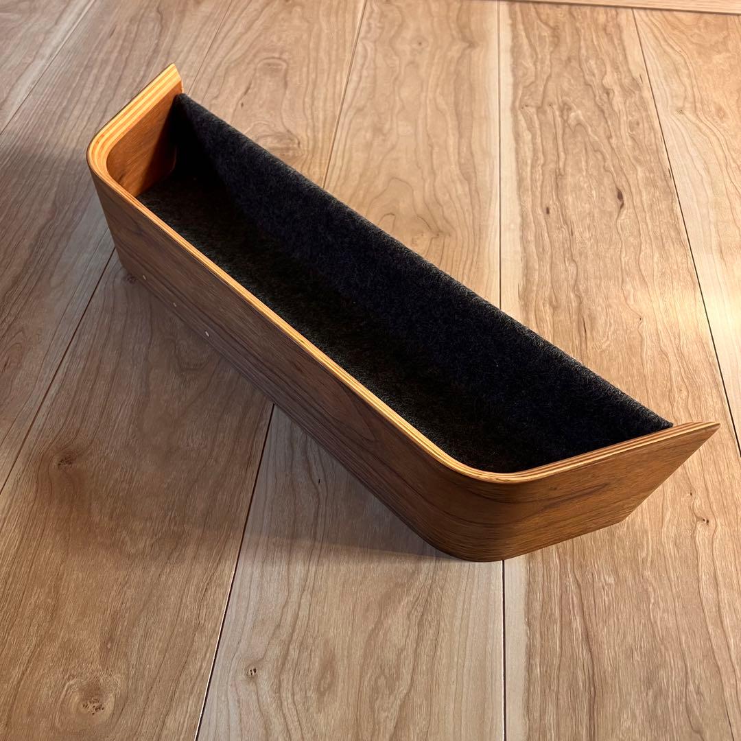 GROVEMADE (Wood Catch-All) 壁掛け収納（鍵フック付き）