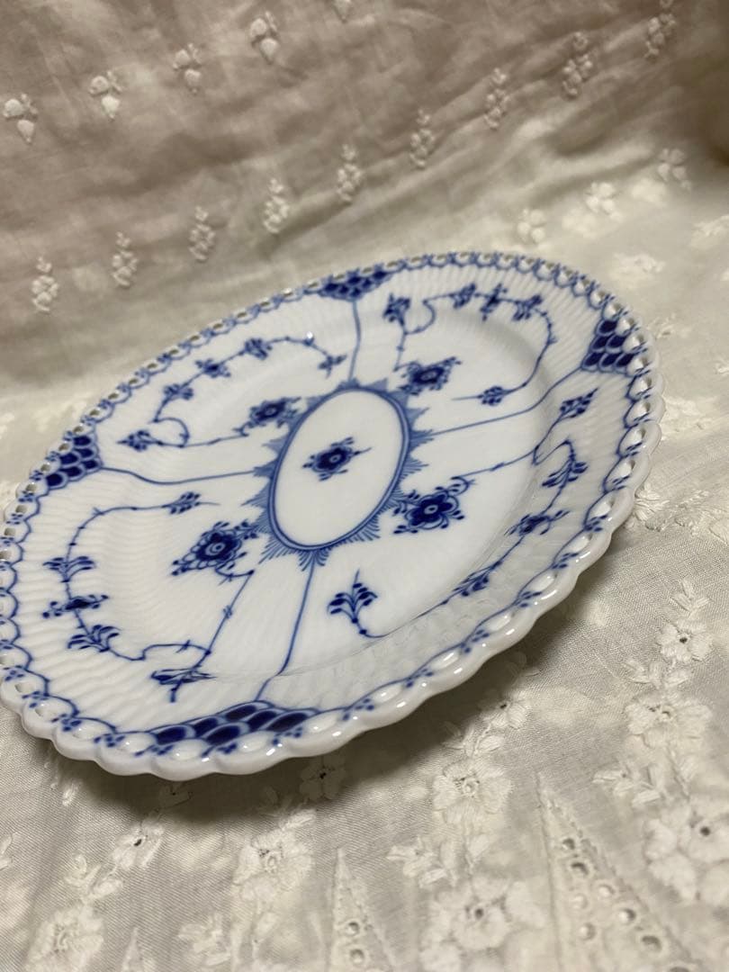 ロイヤルコペンハーゲン ブルーフルーテッド フルレース オーバル 25㎝