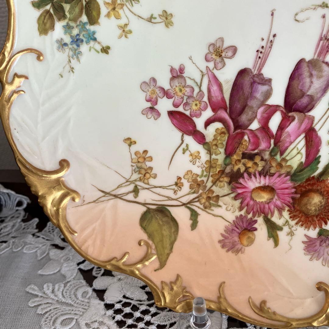 英国アンティーク　ロイヤルウースター　ブラッシュアイボリープレート