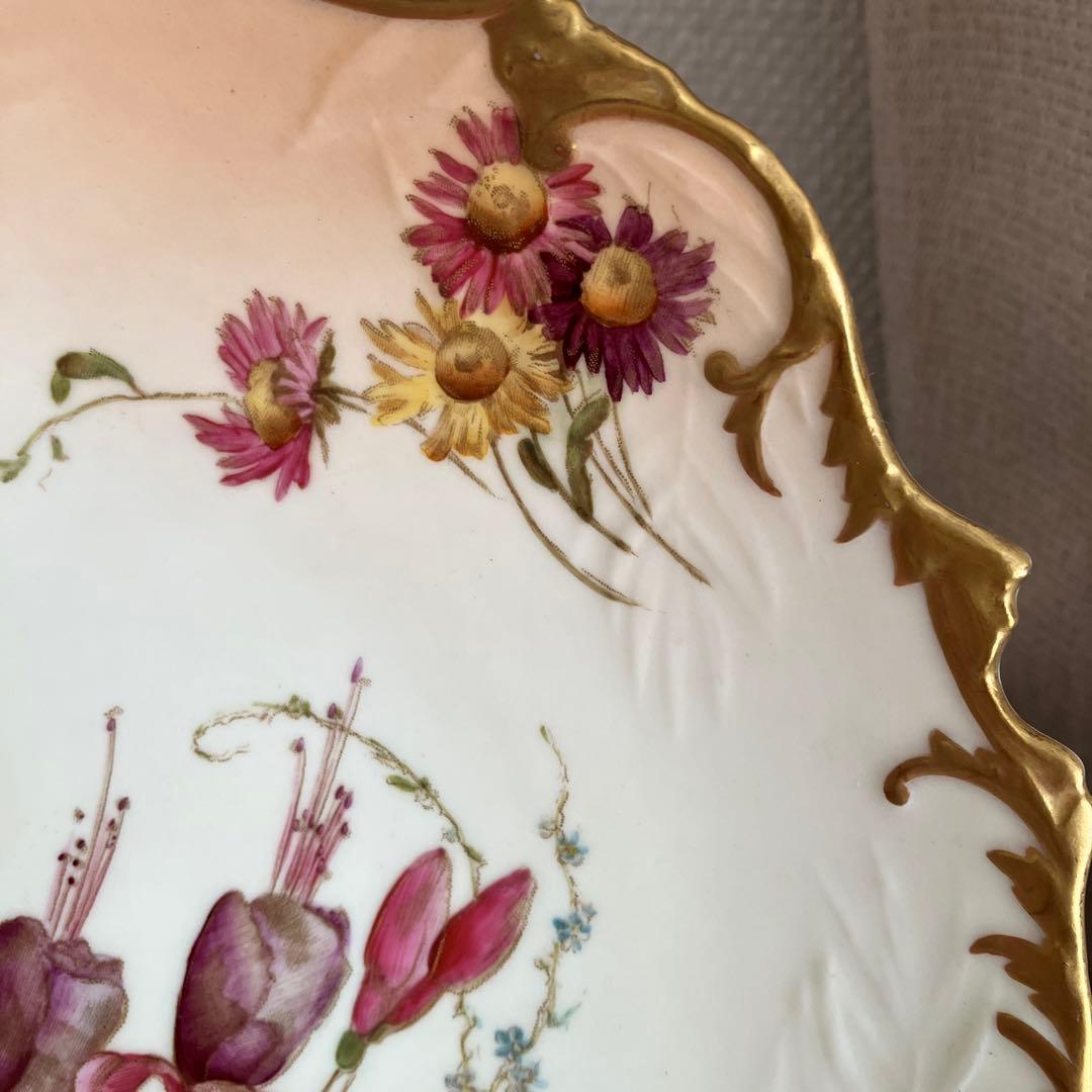 英国アンティーク　ロイヤルウースター　ブラッシュアイボリープレート