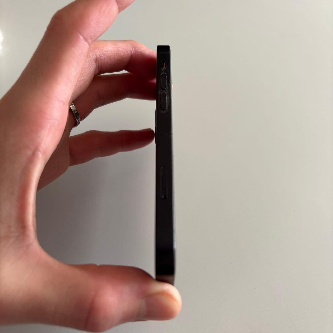 iPhone 12mini バッテリー残量74%