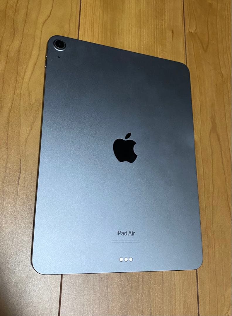 iPad Air第５世代６４GB １Mチップ　Wi-Fiモデル