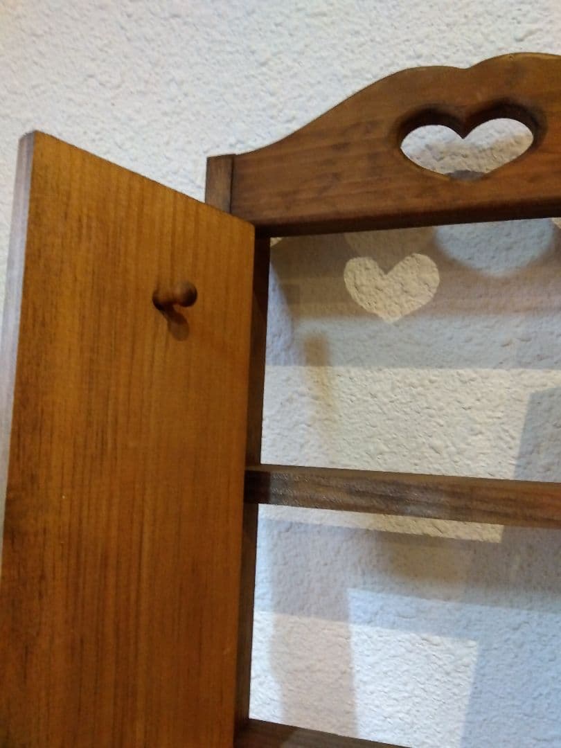 カントリー　ウォールシェルフ　ヴィンテージシェルフ　扉付