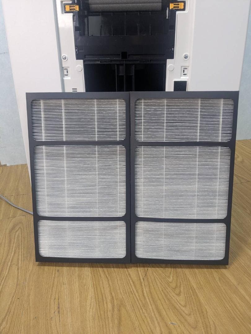 K★260 シャープ 空気清浄機 FU-M1400-W　2020年