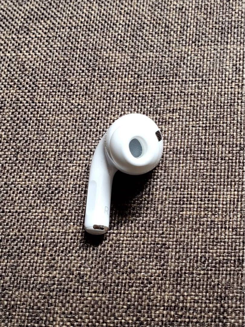 右耳 Apple AirPods Pro 第2世代 正規品 片耳632