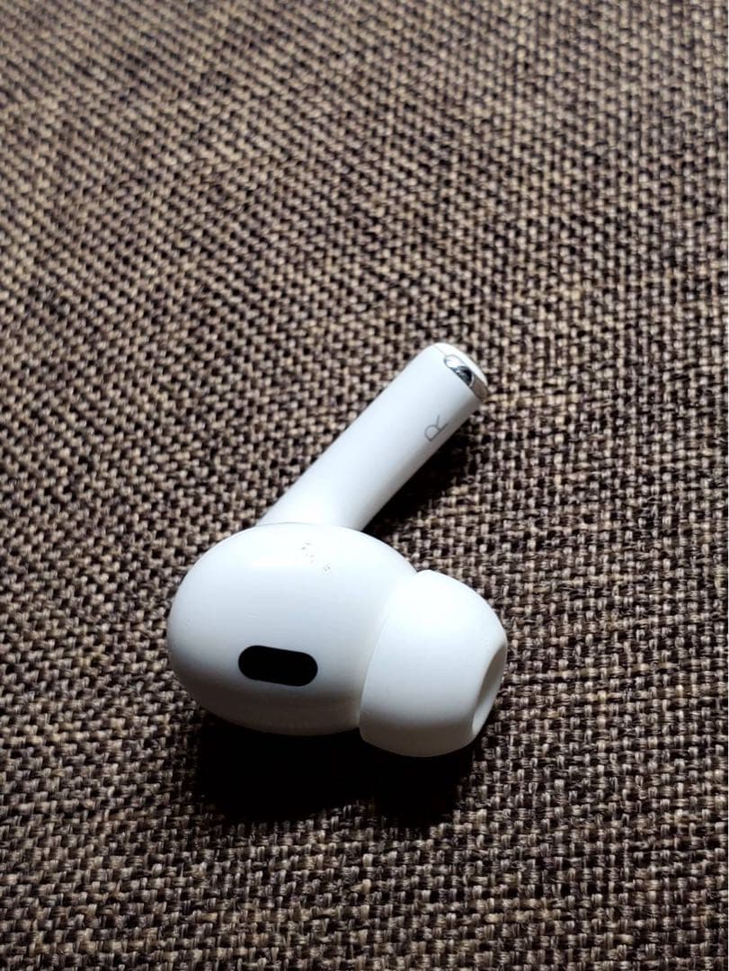 右耳 Apple AirPods Pro 第2世代 正規品 片耳632