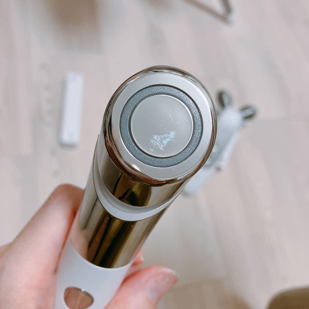 メディキューブ 美顔器 EMS＆ユーセラ＆ダーマエア（バラも相談可）