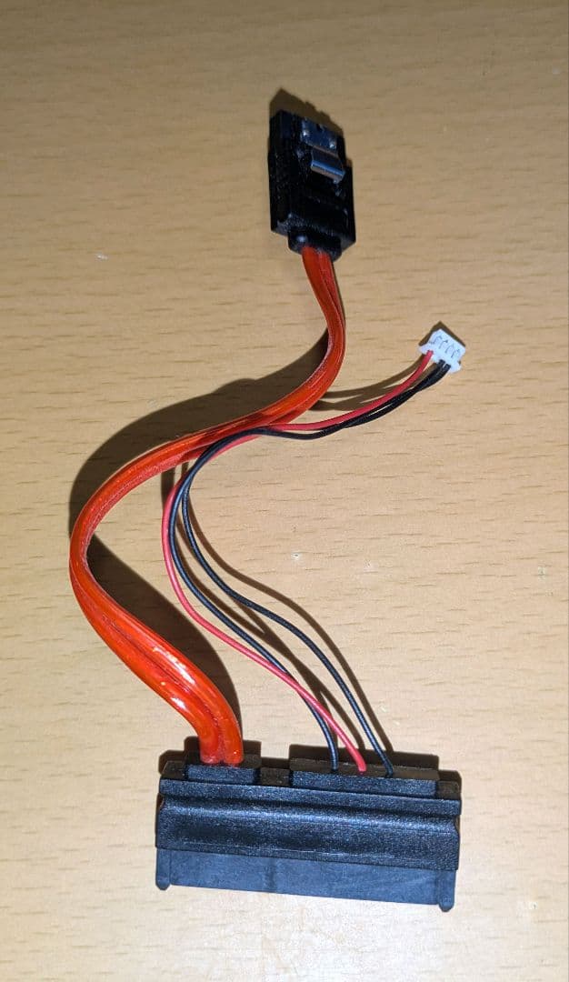 CHUWI　小型PC　HiGame