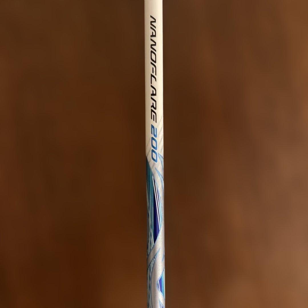 YONEX ヨネックス　バドミントンラケット　NANOFLARE200