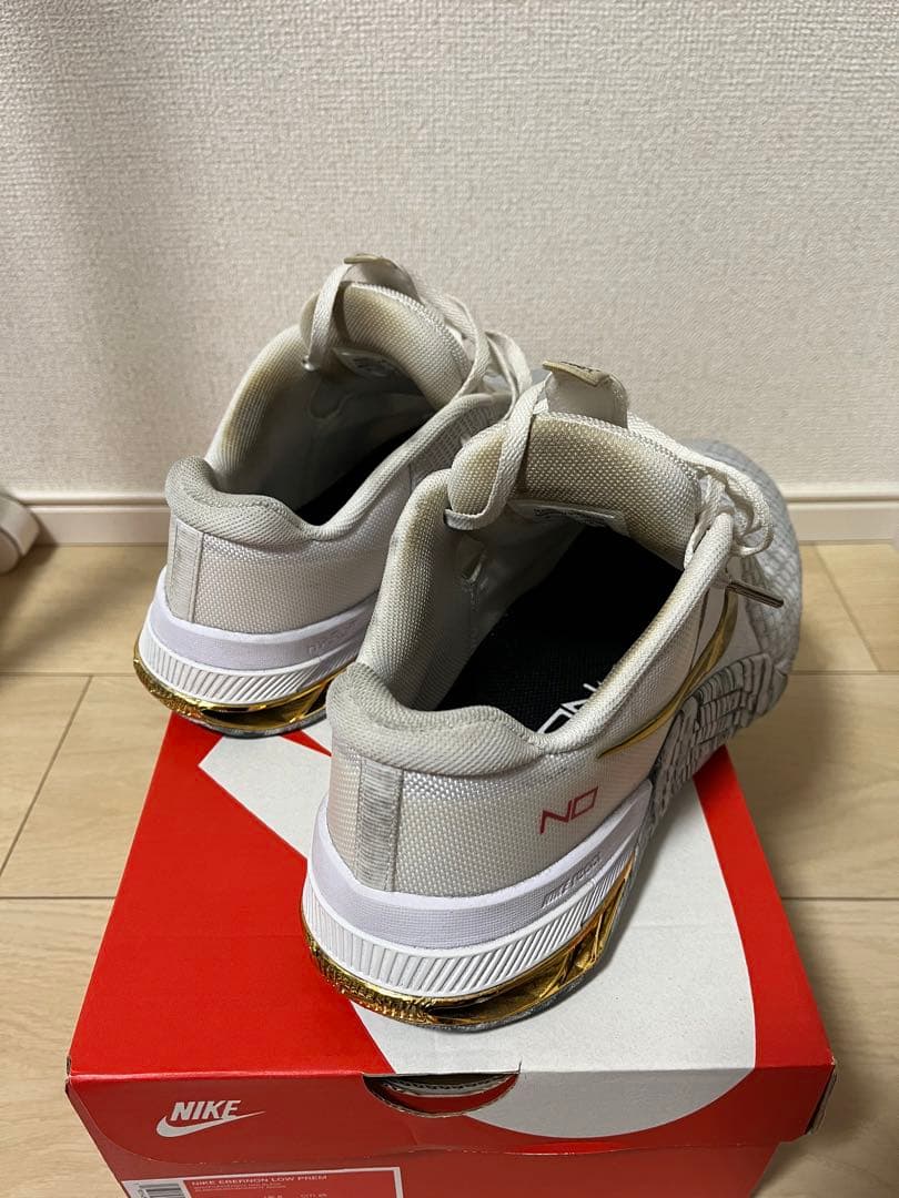 NIKEメトコン8 トレーニングシューズ27cm