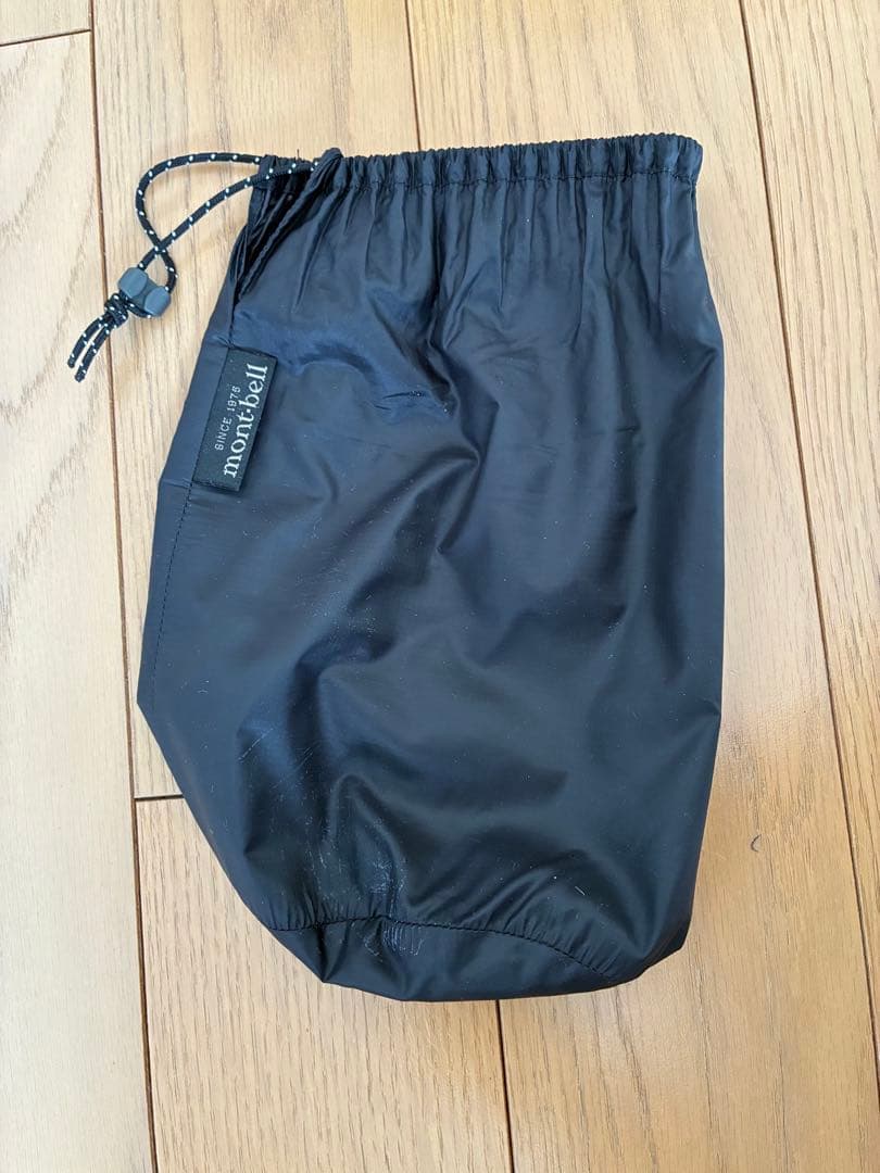 mont-bell ブラック モンベル スペリオダウン ラウンドネック Lサイズ