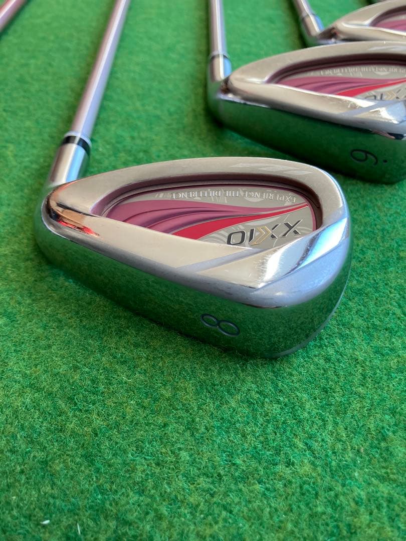 ゼクシオ11 ドライバーアイアンセット レディース1W 7-9 P S