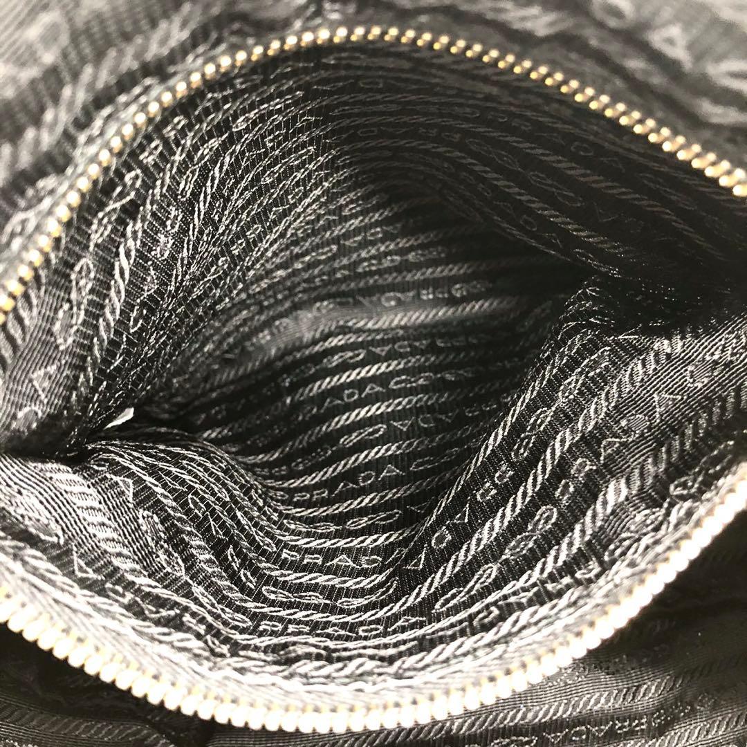 ✨ギャランティ付✨プラダ ショルダーバッグ メタルロゴ ゴールド金具 ナイロン