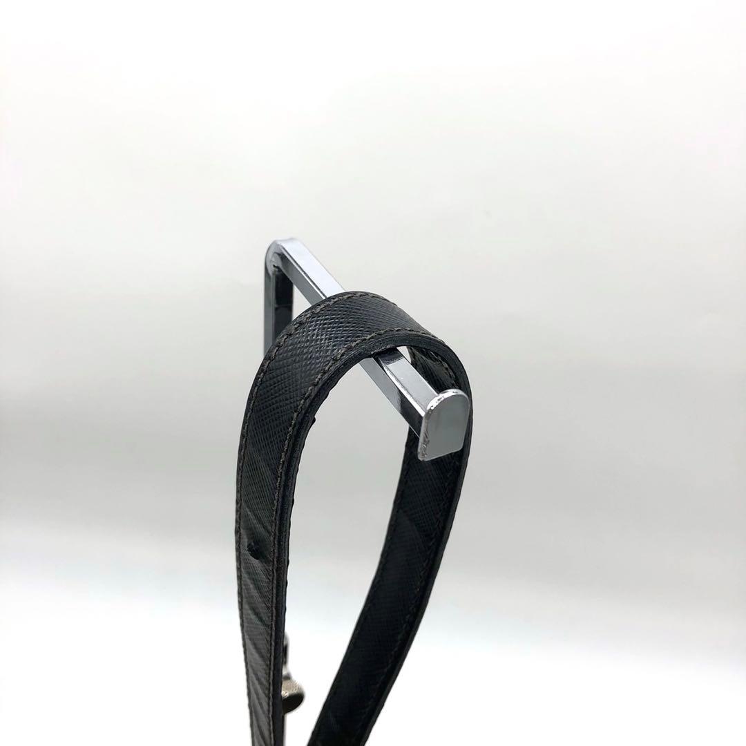 ✨ギャランティ付✨プラダ ショルダーバッグ メタルロゴ ゴールド金具 ナイロン