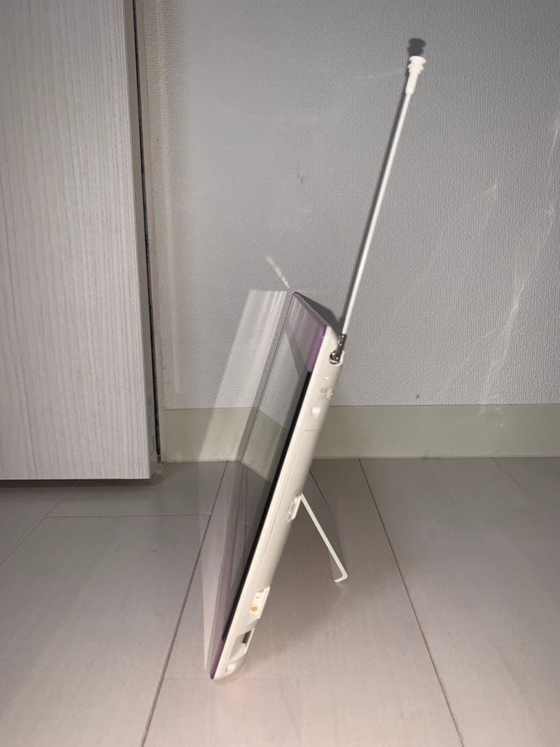 【値下】パナソニック　ビエラ　ポータブル地上デジタルテレビ　SV-ME7000