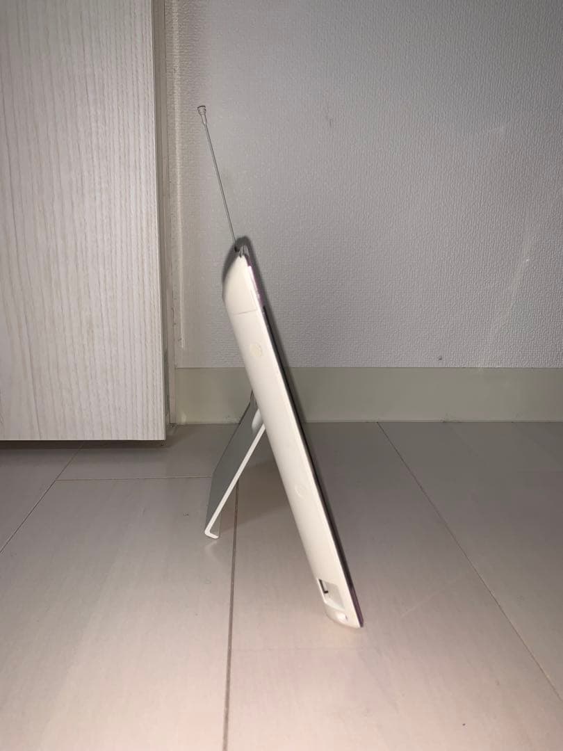 【値下】パナソニック　ビエラ　ポータブル地上デジタルテレビ　SV-ME7000