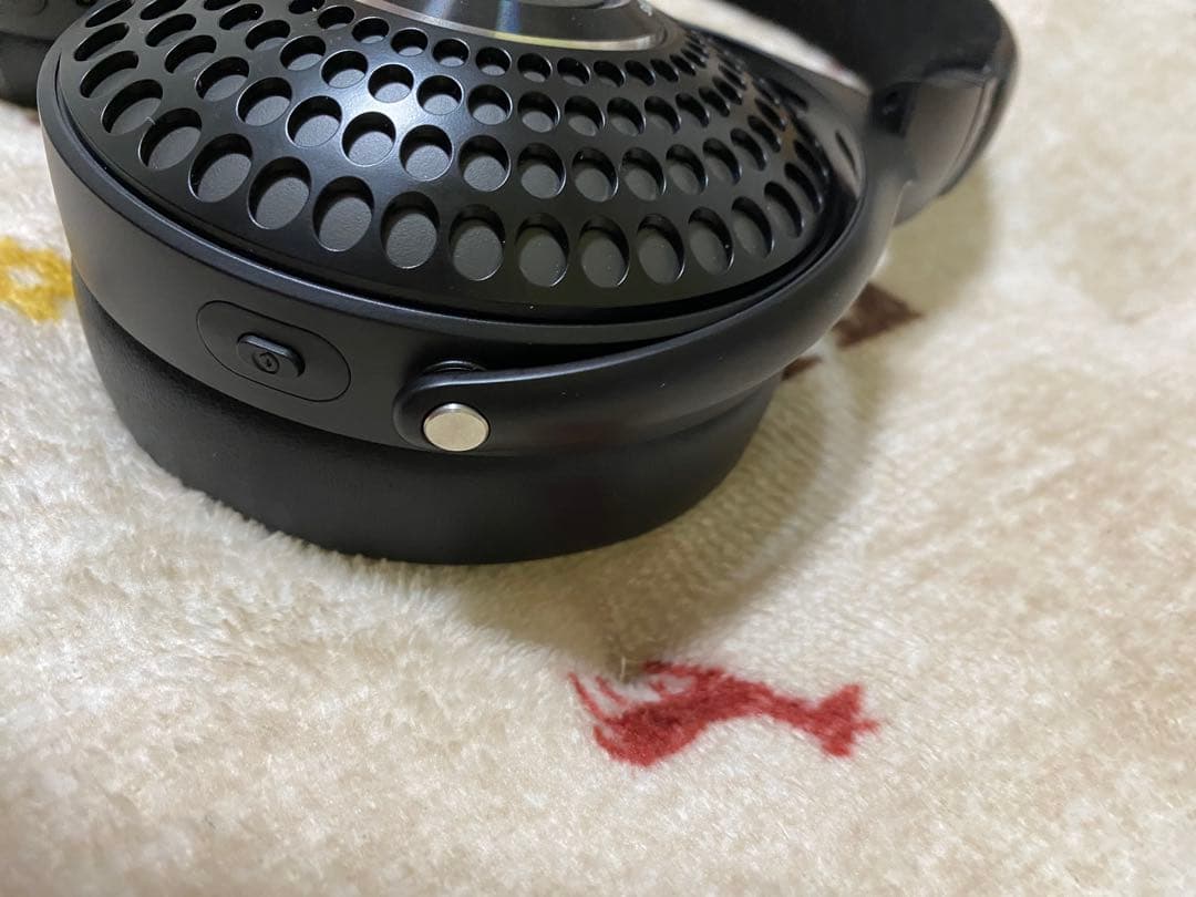 ヘッドホン Focal Bathys