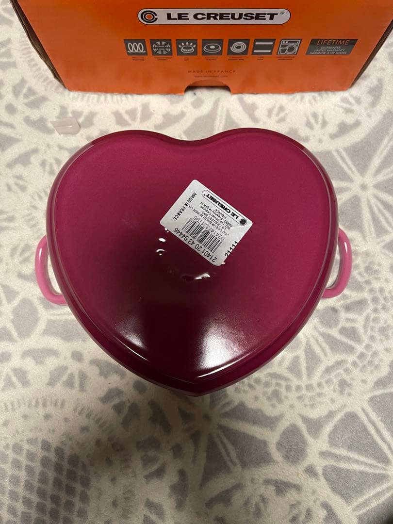 ルクルーゼ　ココットダムール　ベリー