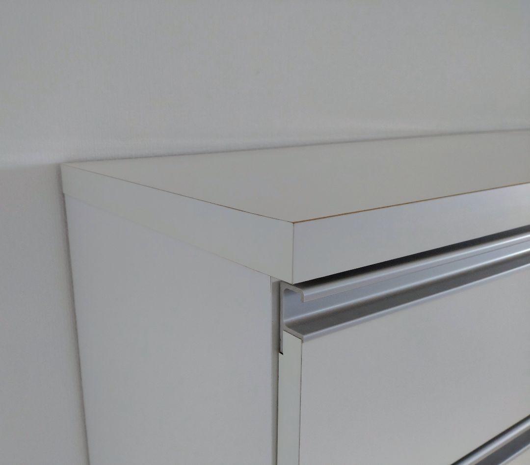 美品　ホワイト 6段チェスト