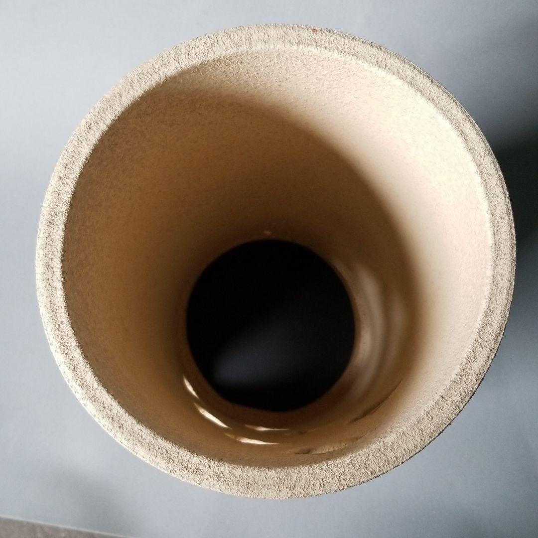 信楽焼傘立て  斜透かし彫り 高さ４２cm