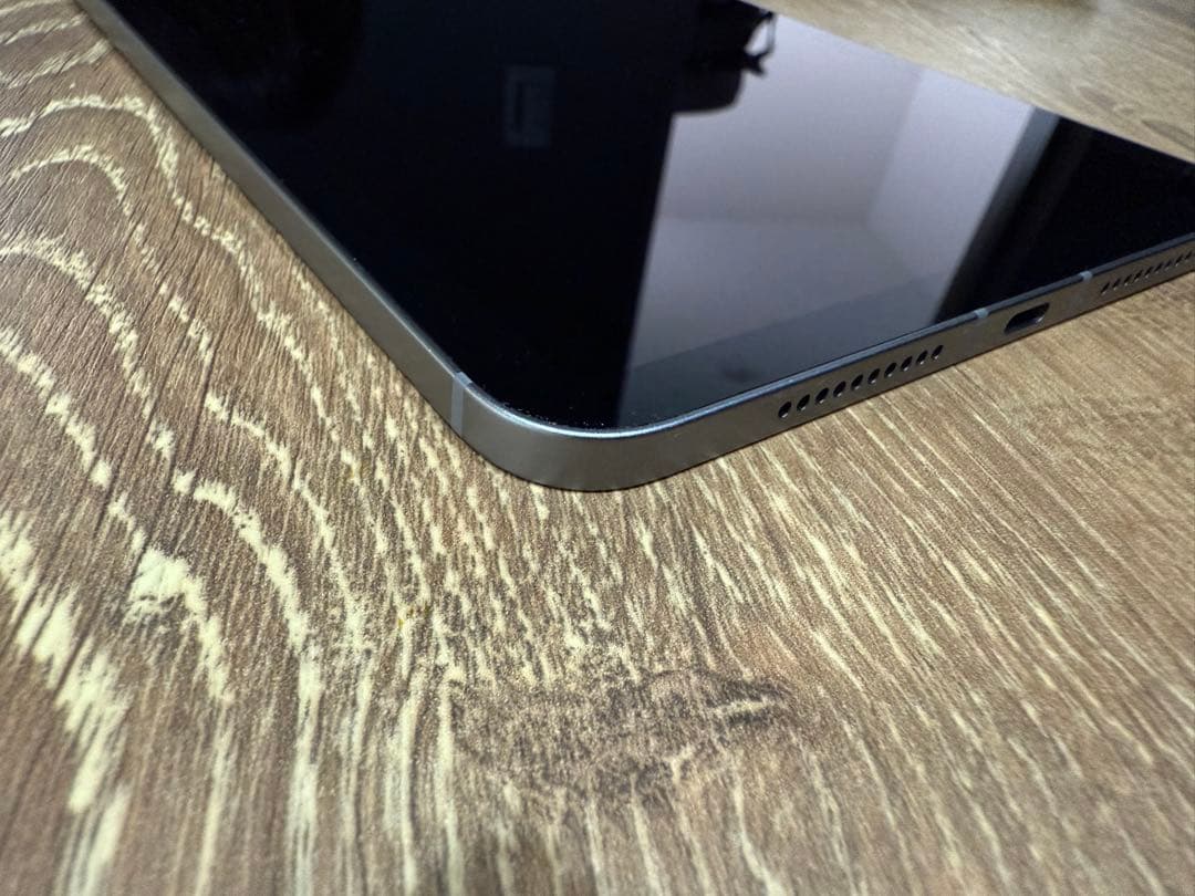 美品　iPad mini A17 スペースグレイ 128GB セルラーモデル