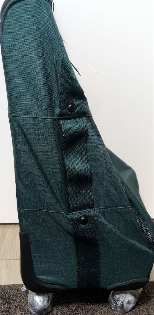 LeSportsac Deluxe Soft Luggage グリーン（未使用）