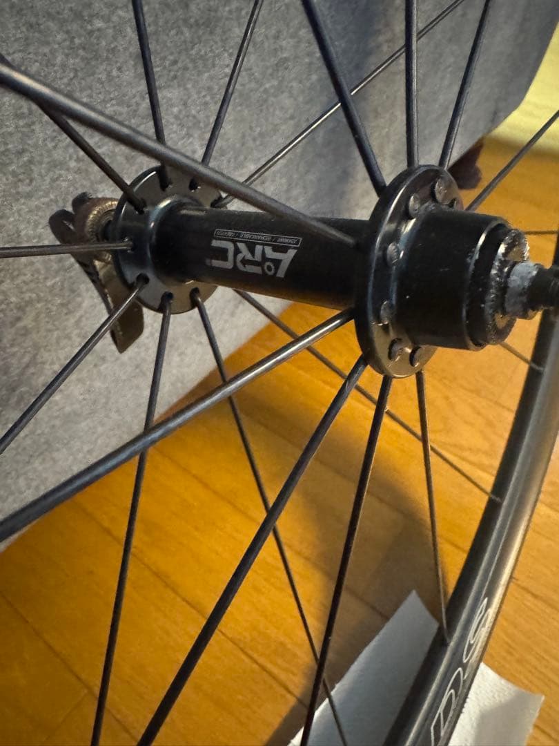 700cカーボンホイール