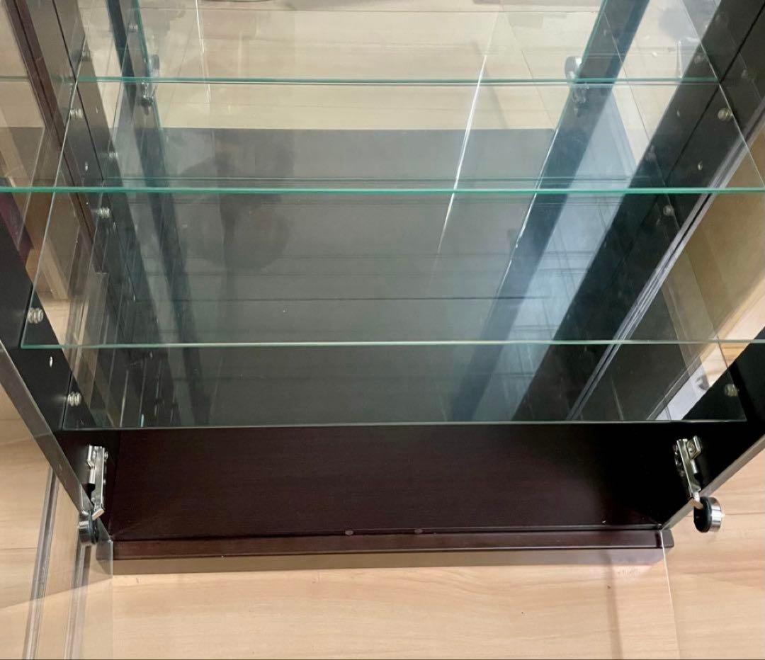 【コレクションボード】ニトリ　 10段　棚ガラス9枚