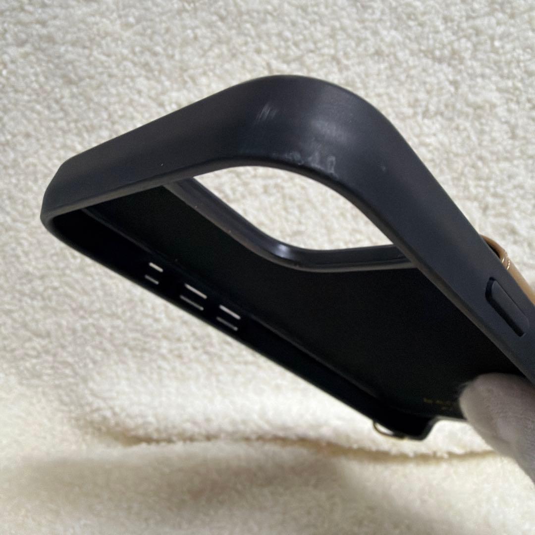 BANDOLIER iPhone 16Pro Max ケース