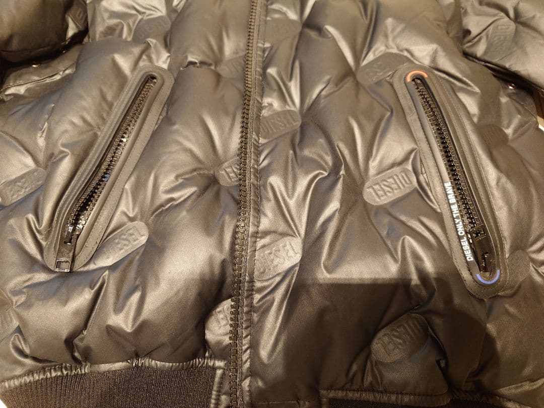 DIESEL ブラック ダウンジャケット