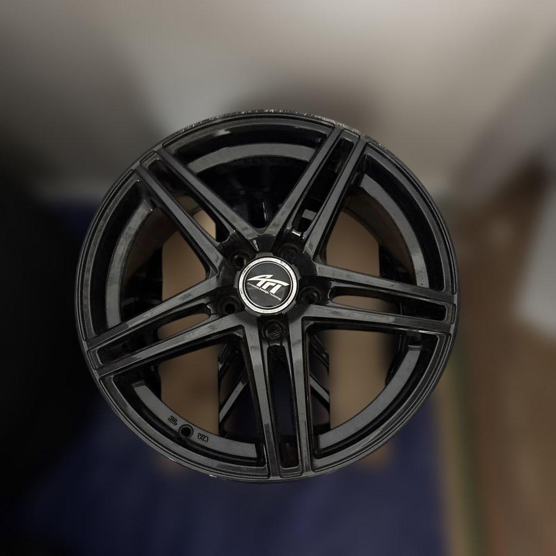 17インチアルミホイール　4本