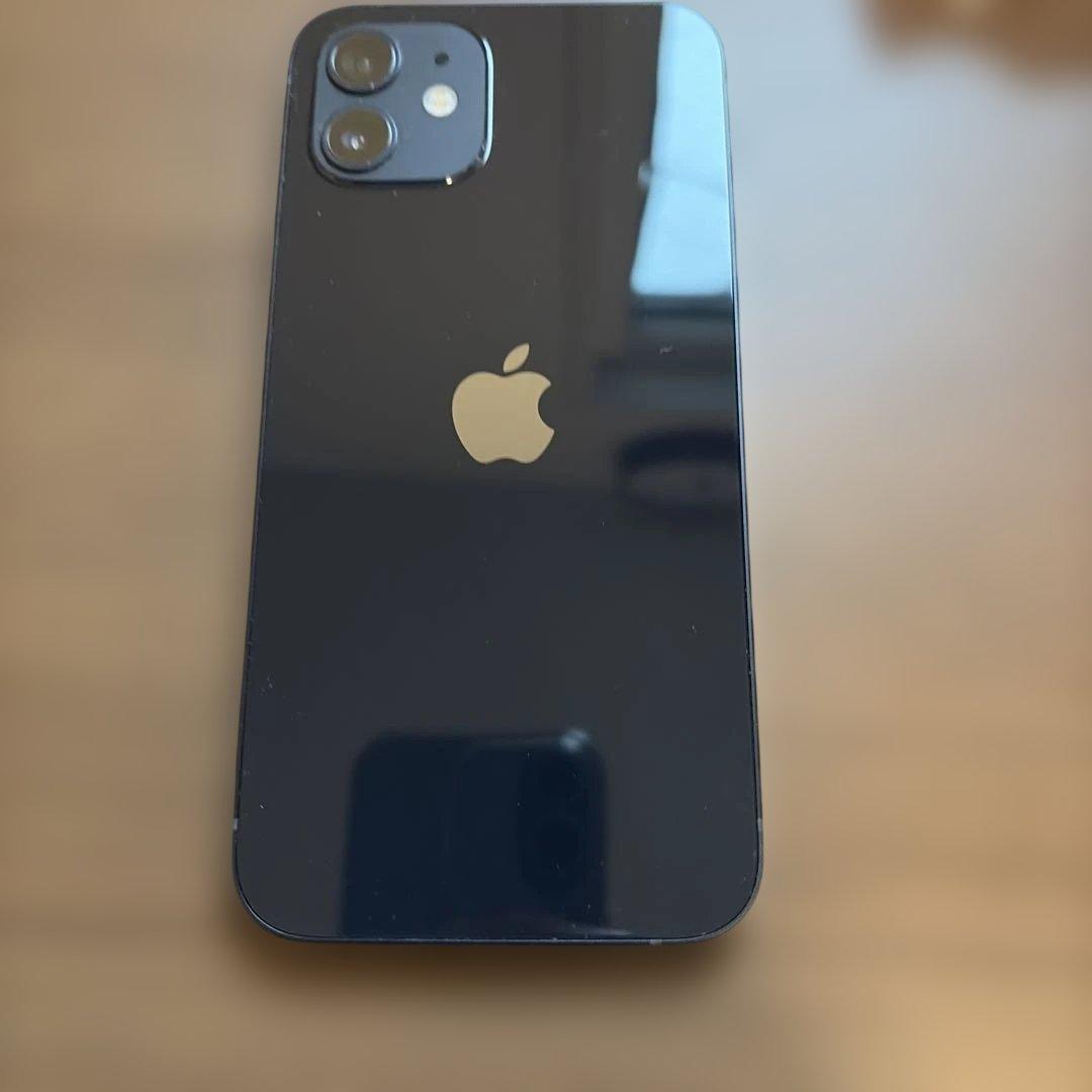 【美品】Apple iPhone 12 64GB ブラック