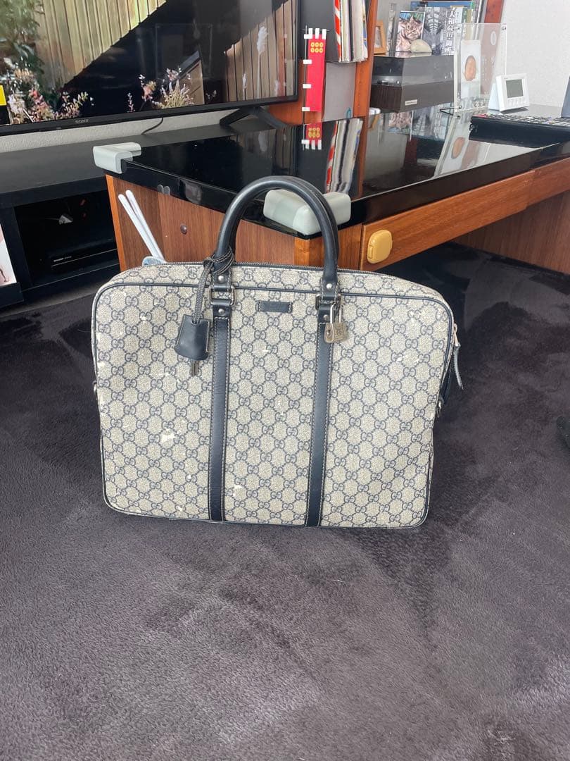Gucci GGパターン ビジネスバッグ