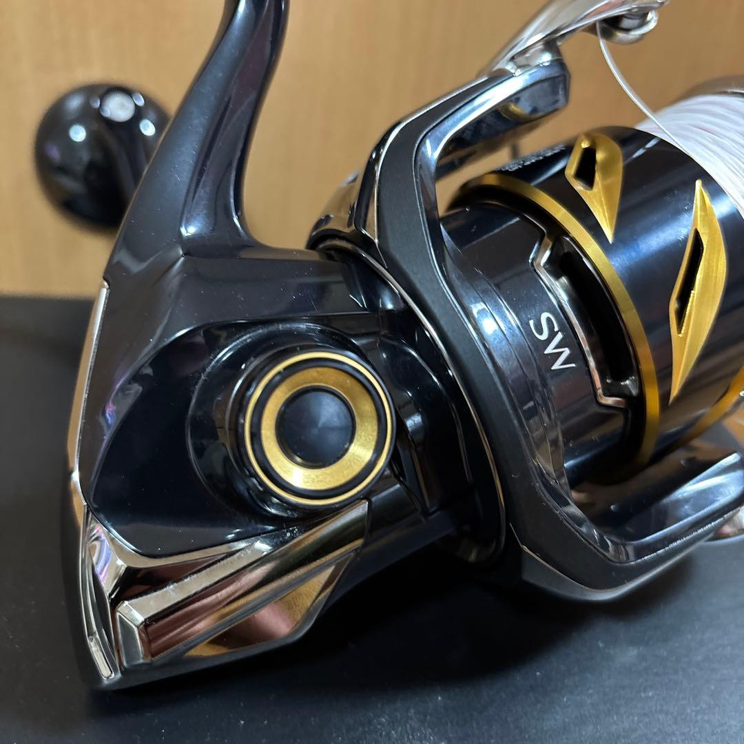 美品　19 STELLA SW 8000HG 左巻き限定