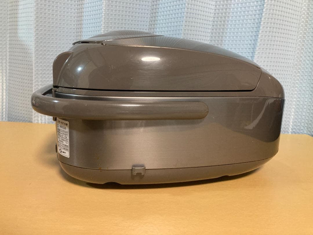 ★NP-VV10 ZOJIRUSHI 象印 IH 炊飯器 ジャー 2020年製