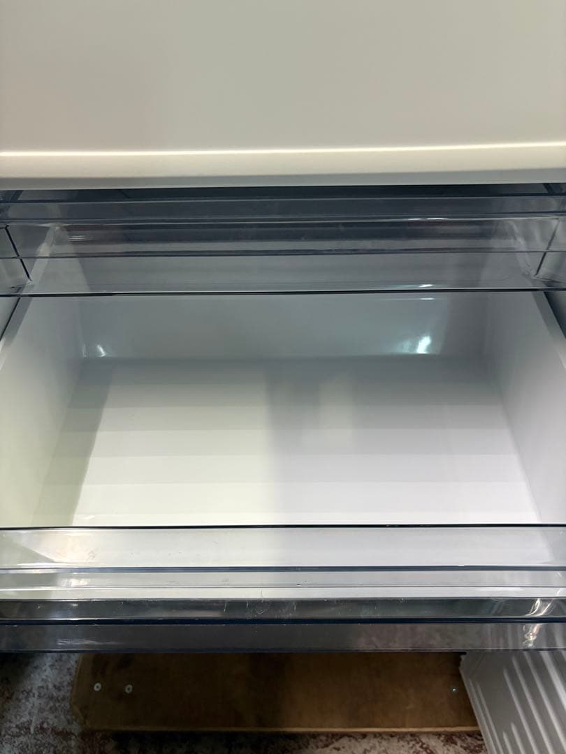 ツインバード　２ドア冷蔵庫　2022年モデル　146ℓ　HR-F915