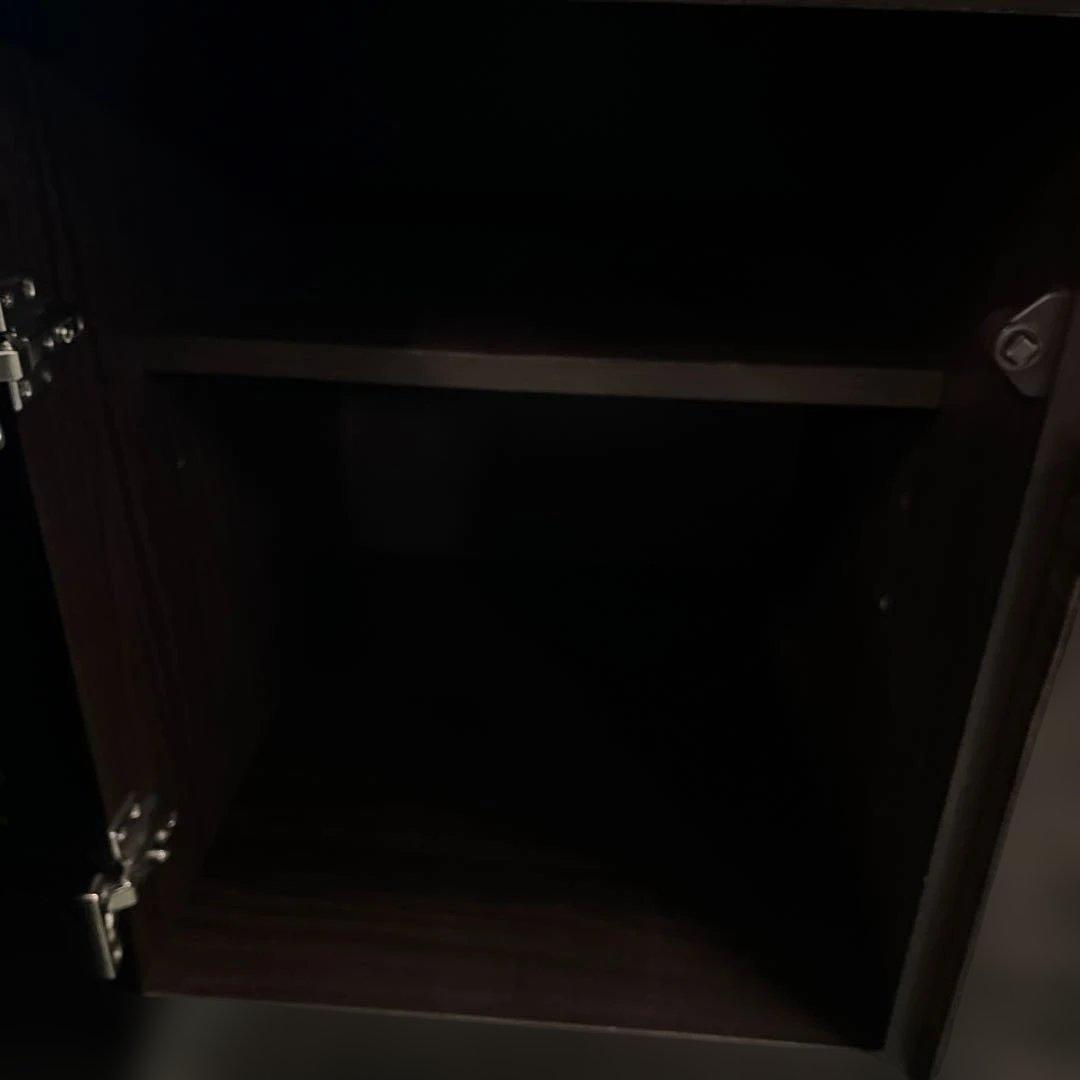 ニトリ 木製食器棚 ダークブラウン ガラス扉付き インテリア 家具