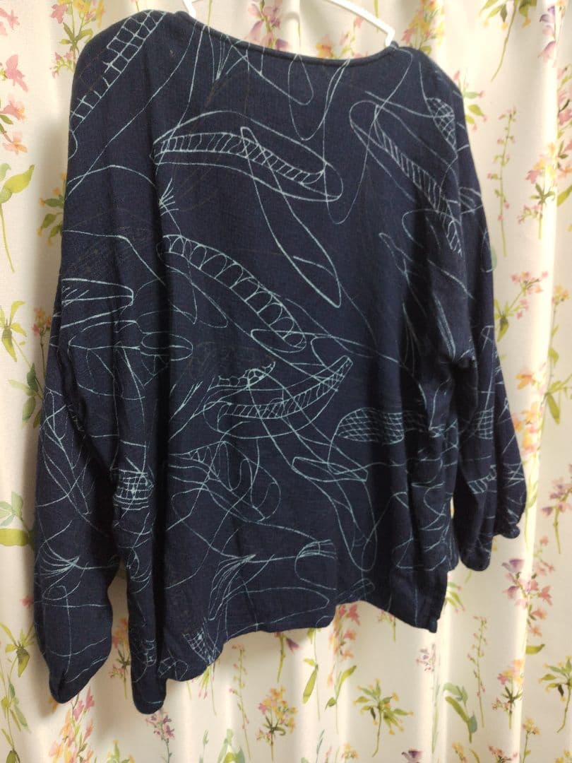 群言堂 ネイビー 長袖シャツ