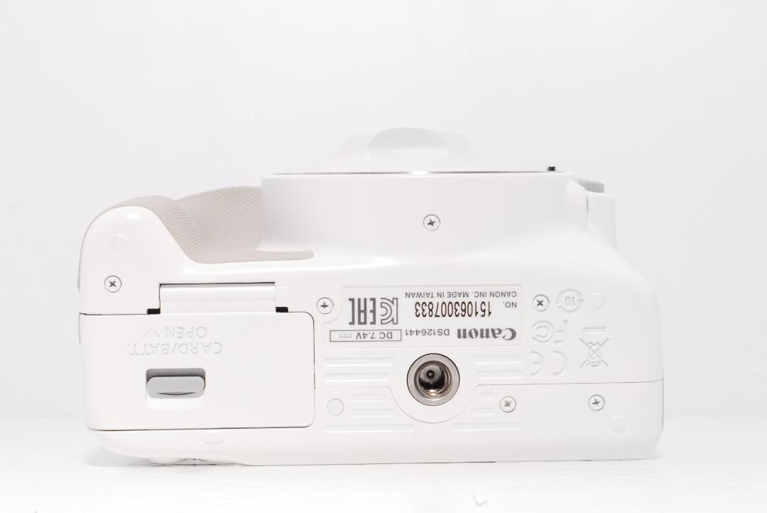 ✨スマホ転送可能 使用回数少 ✨Canon kiss X7ホワイト レンズセット