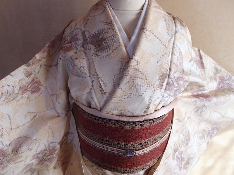 未使用　紬着物（花葉文）裄66,5　正絹美品