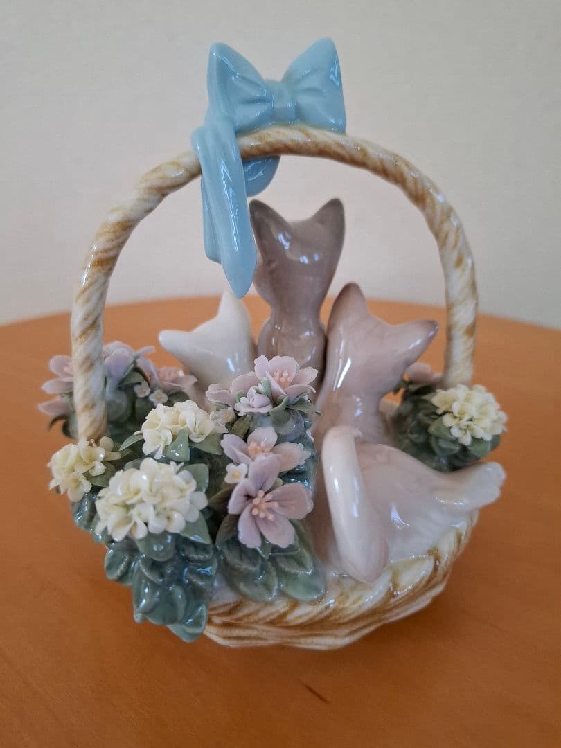 リヤドロ　三つ子の仔猫