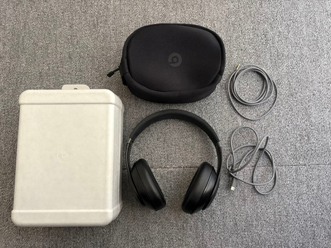 beats Studio pro ブラック