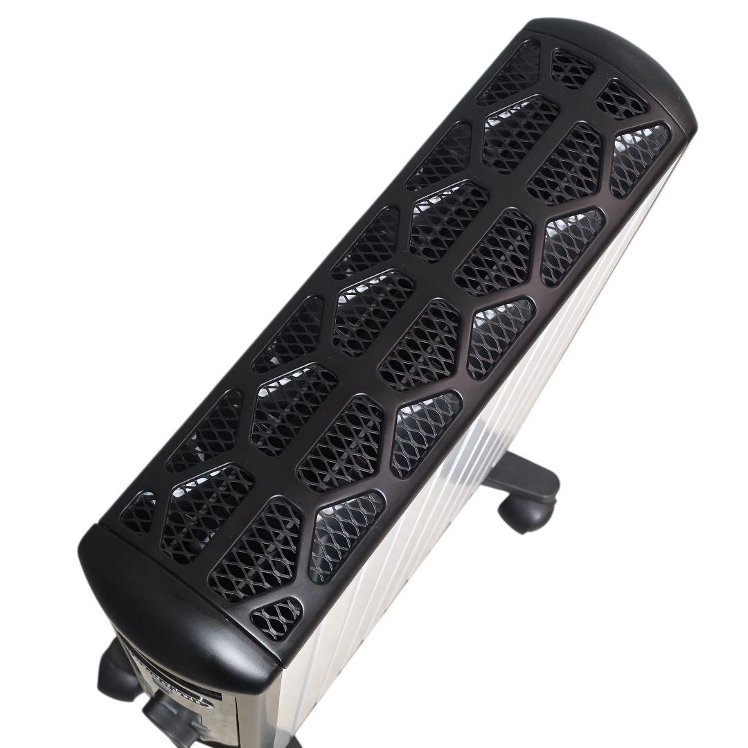 極美品 リモコン新品 デロンギ オイルヒーター MDHU15-BK