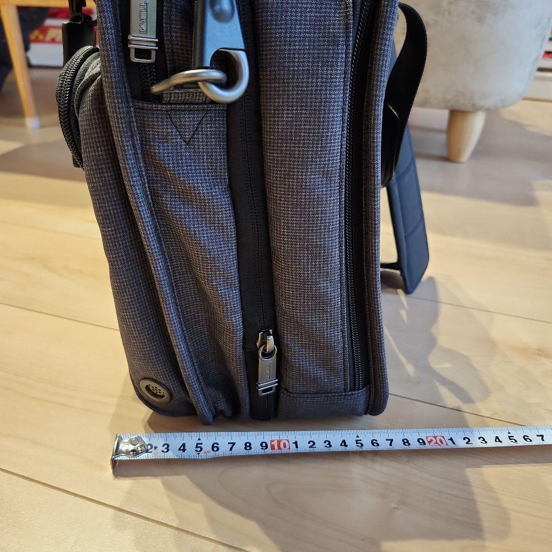 TUMI ビジネスバッグ グレー